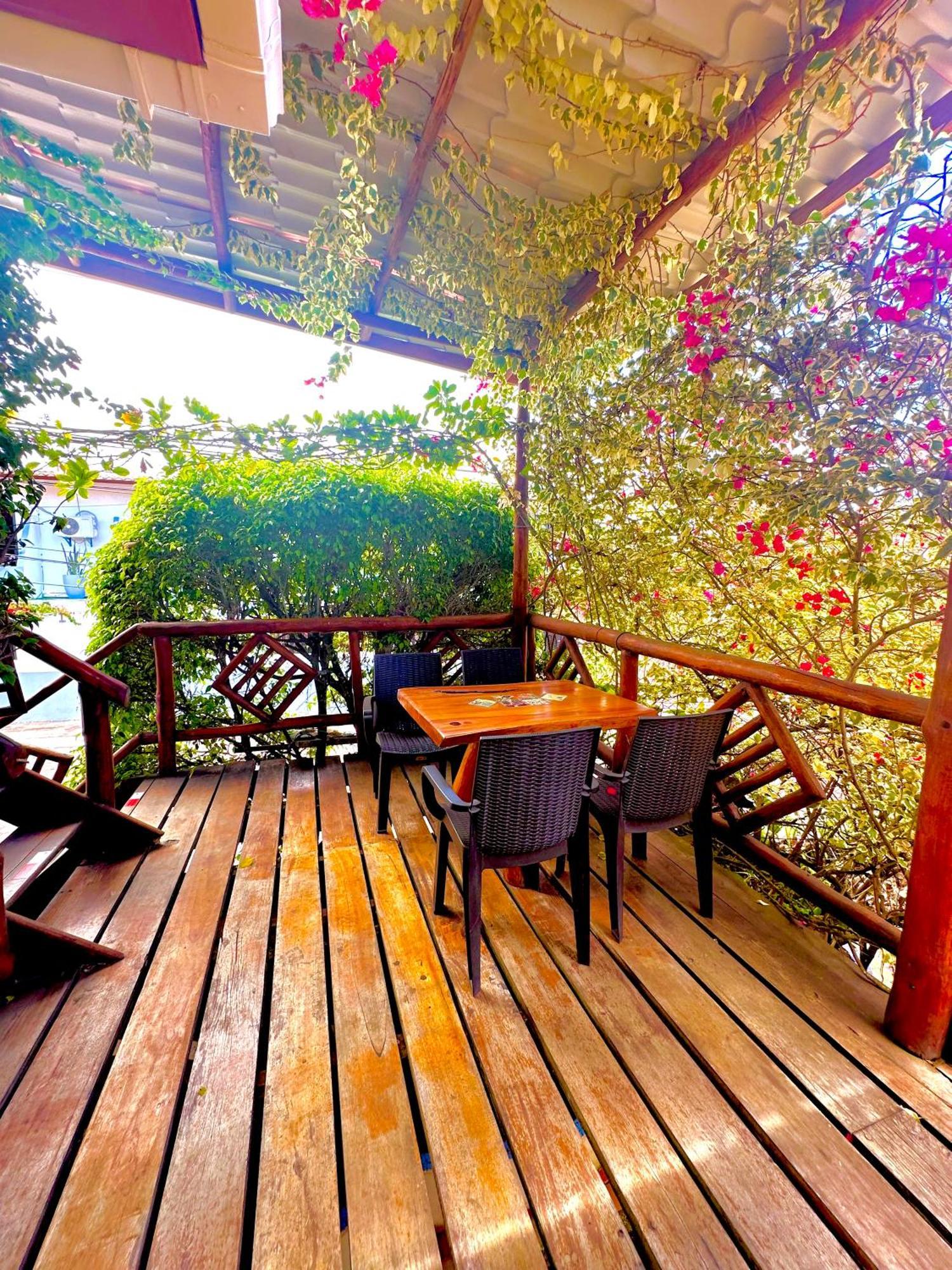Casa Del Lago Lodging House Puerto Ayora  Zewnętrze zdjęcie