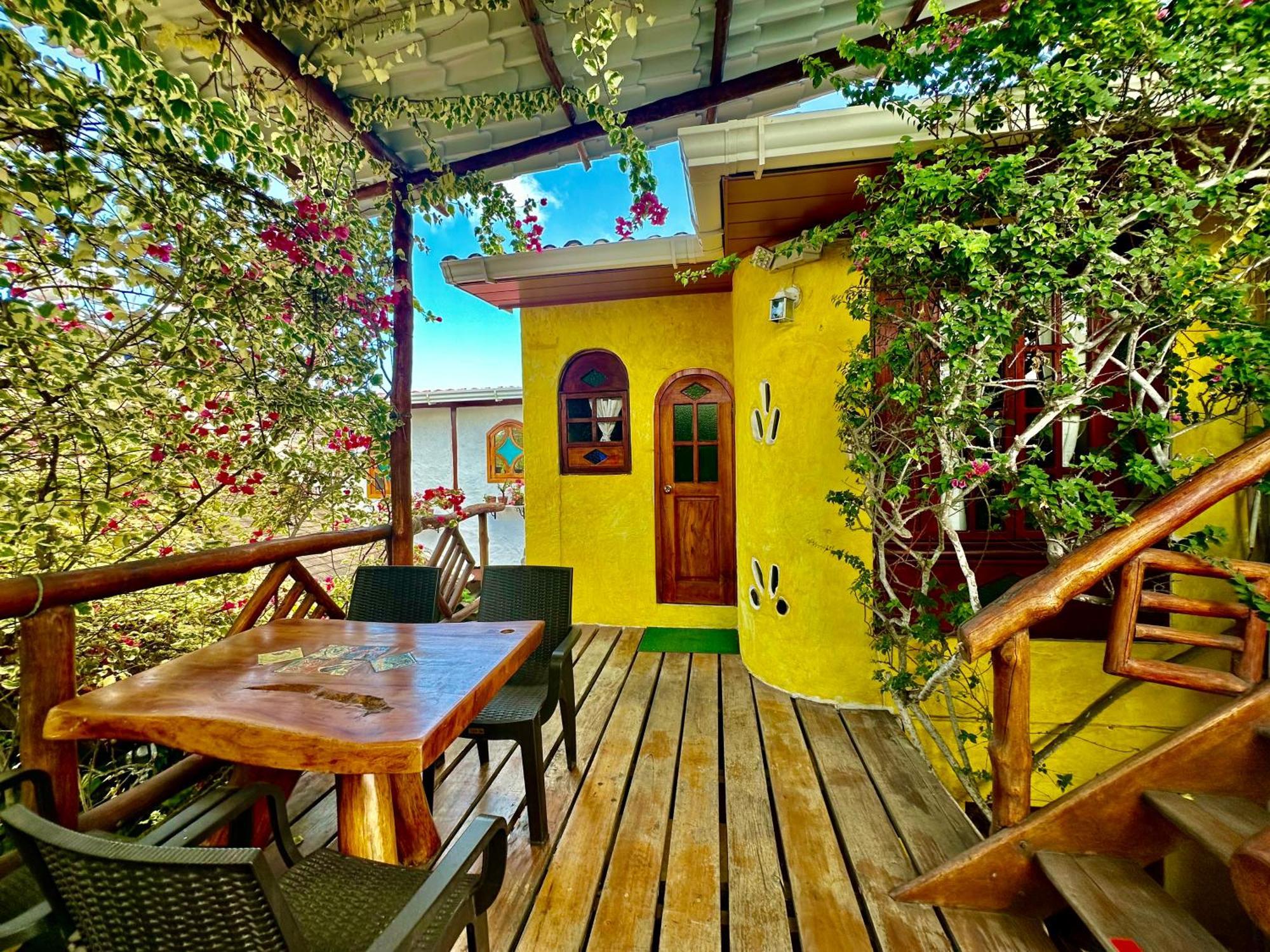 Casa Del Lago Lodging House Puerto Ayora  Zewnętrze zdjęcie