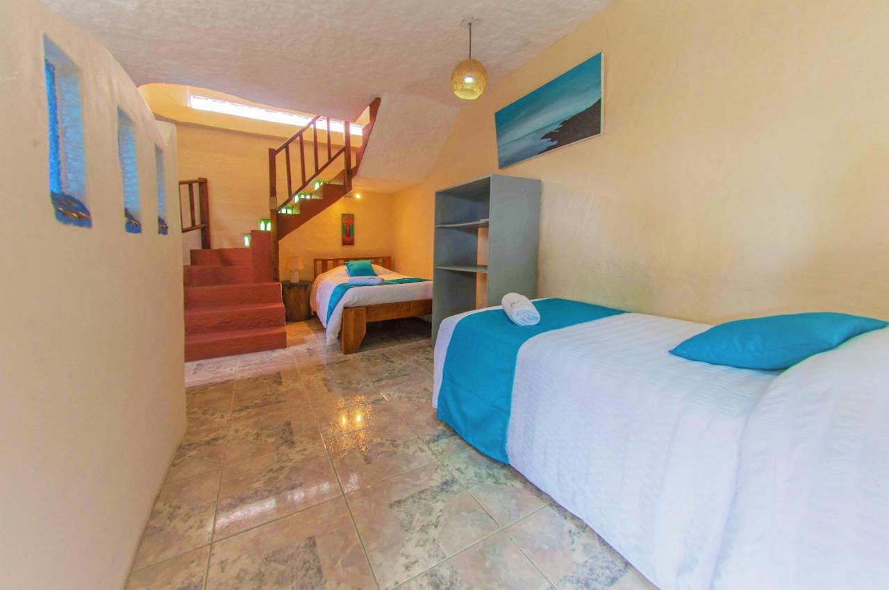 Casa Del Lago Lodging House Puerto Ayora  Zewnętrze zdjęcie